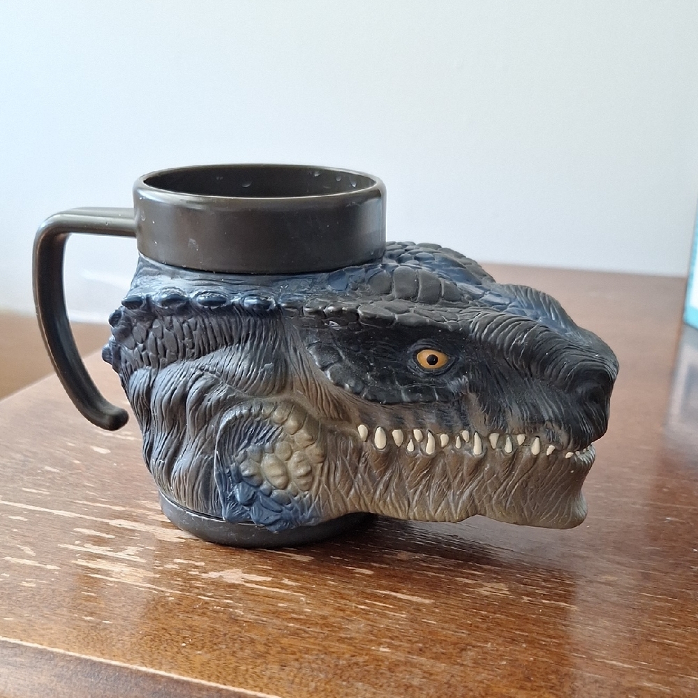 Godzilla Toho 98 Reptile-Themed Black and Brown Mug